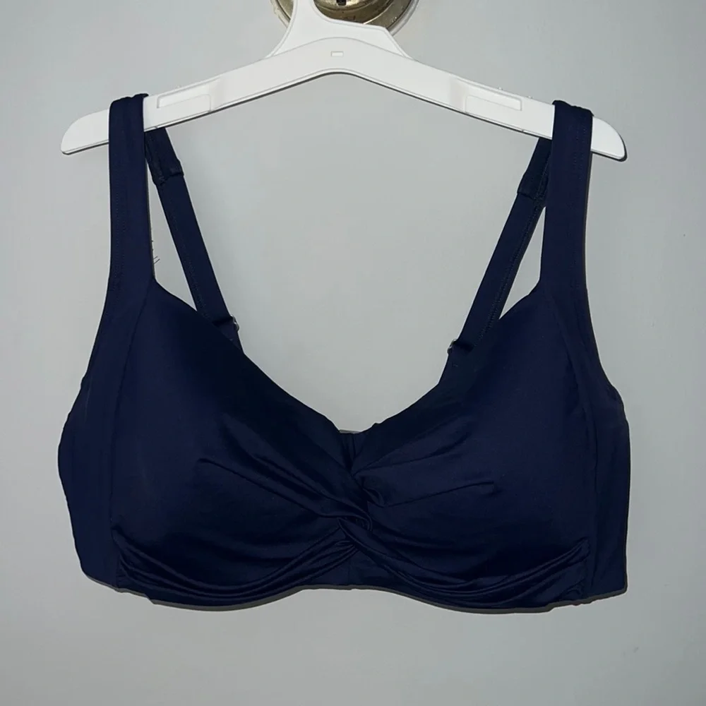 Women's Lands' End Twist-Front Underwire Bikini Top - Picture 1 of 6